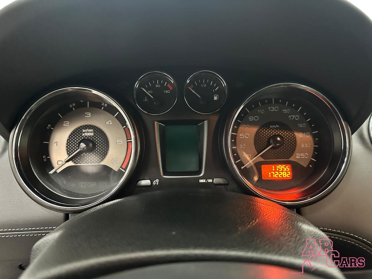 Peugeot RCZ 2.0 HDi 163CV Black Yearling