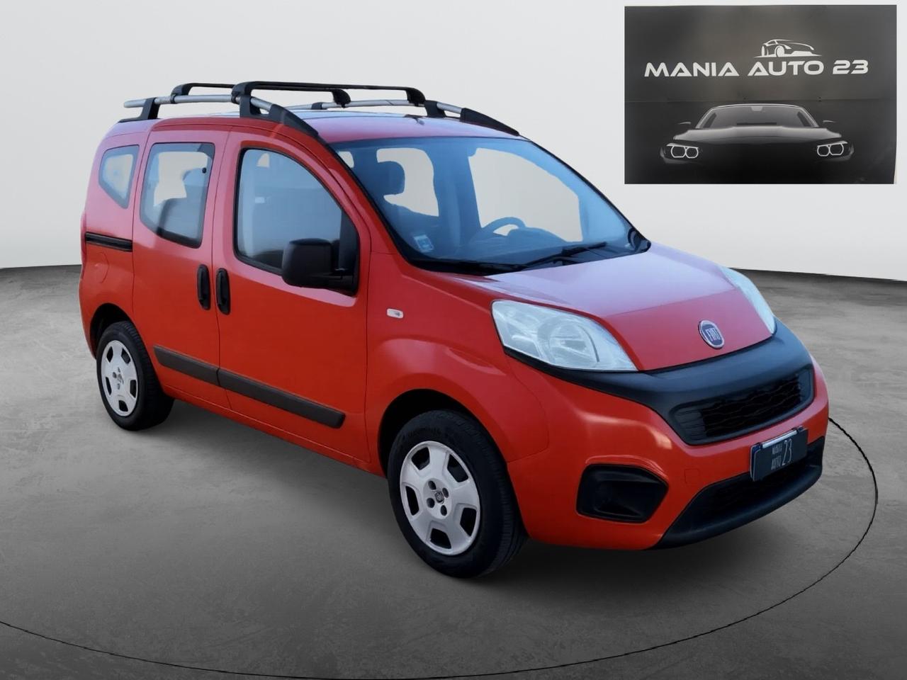Fiat QUBO TREKKING 1.4 METANO 70 CV5 POSTI *NEOPATENTATI*