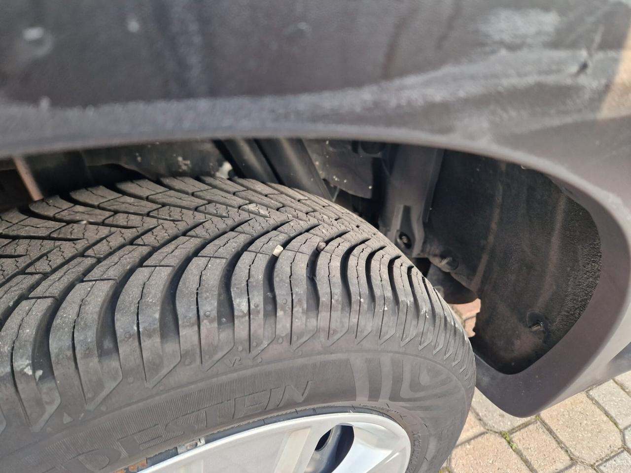 Dacia Sandero 1.2 16V Lauréate OK NEO PATENTATI