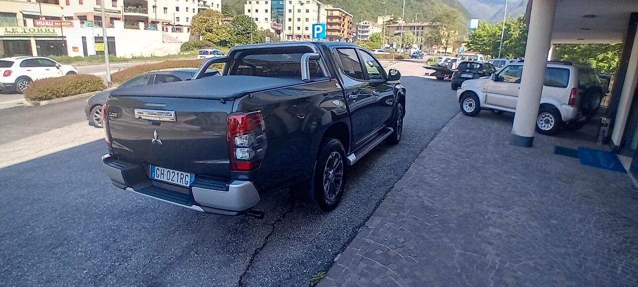Mitsubishi L200 2.3 D Double Cab 4x4 Super Select Intense