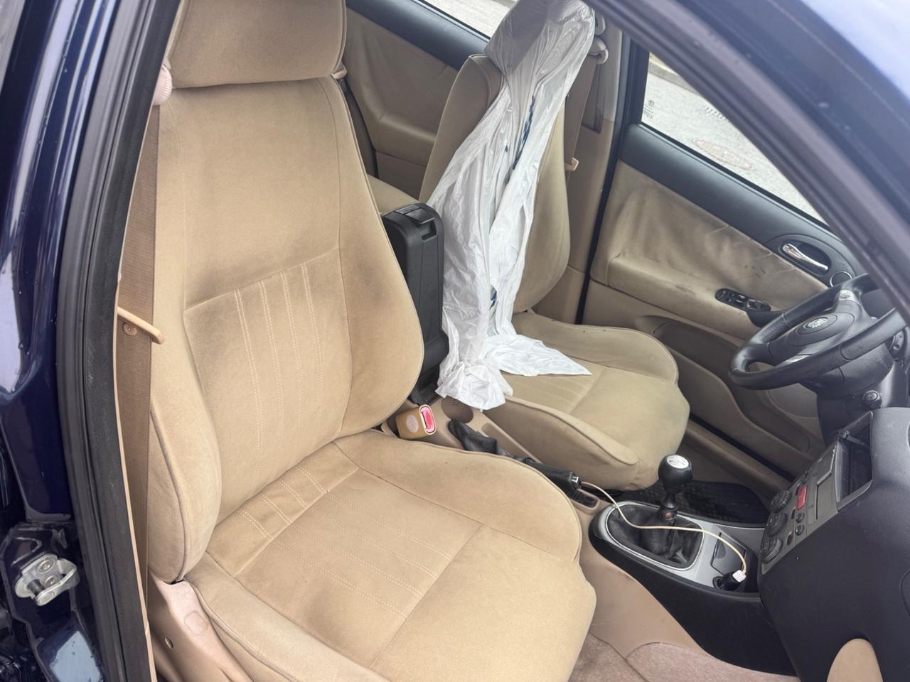 Alfa Romeo 147 1.9 JTD M-JET 16V 5 porte Dist.