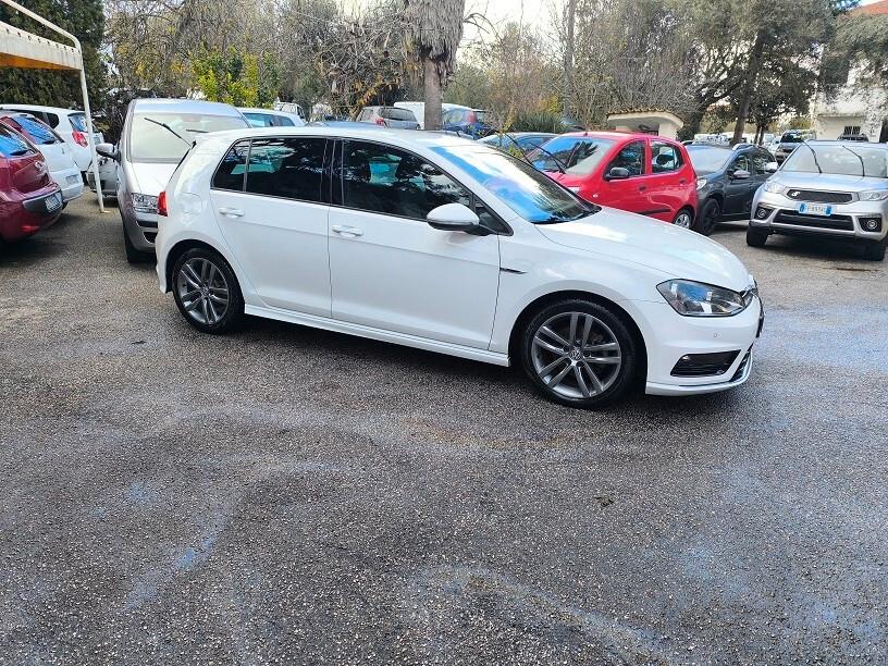Volkswagen Golf 2.0 TDI 5p. 150 CV R-LINE