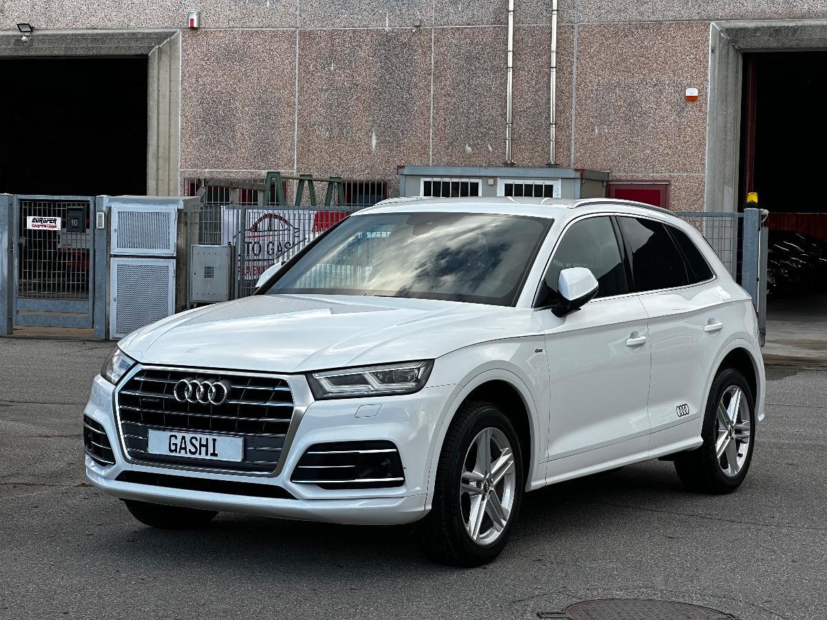 AUDI - Q5 - 40 TDI quattro S line plus