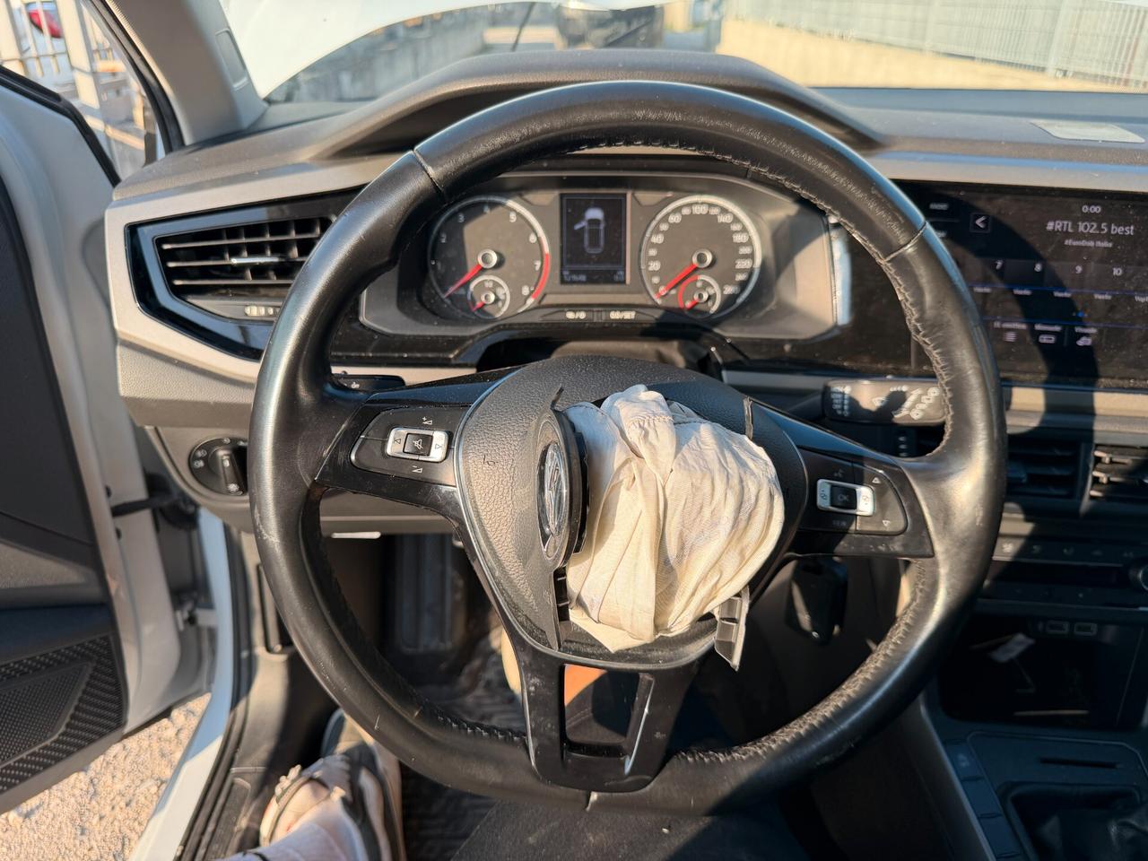 VOLKSWAGEN POLO R-LINE 2020 1.0 TGI 90 CV *SINISTRATA