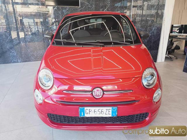 FIAT 500 1.0 Hybrid Red