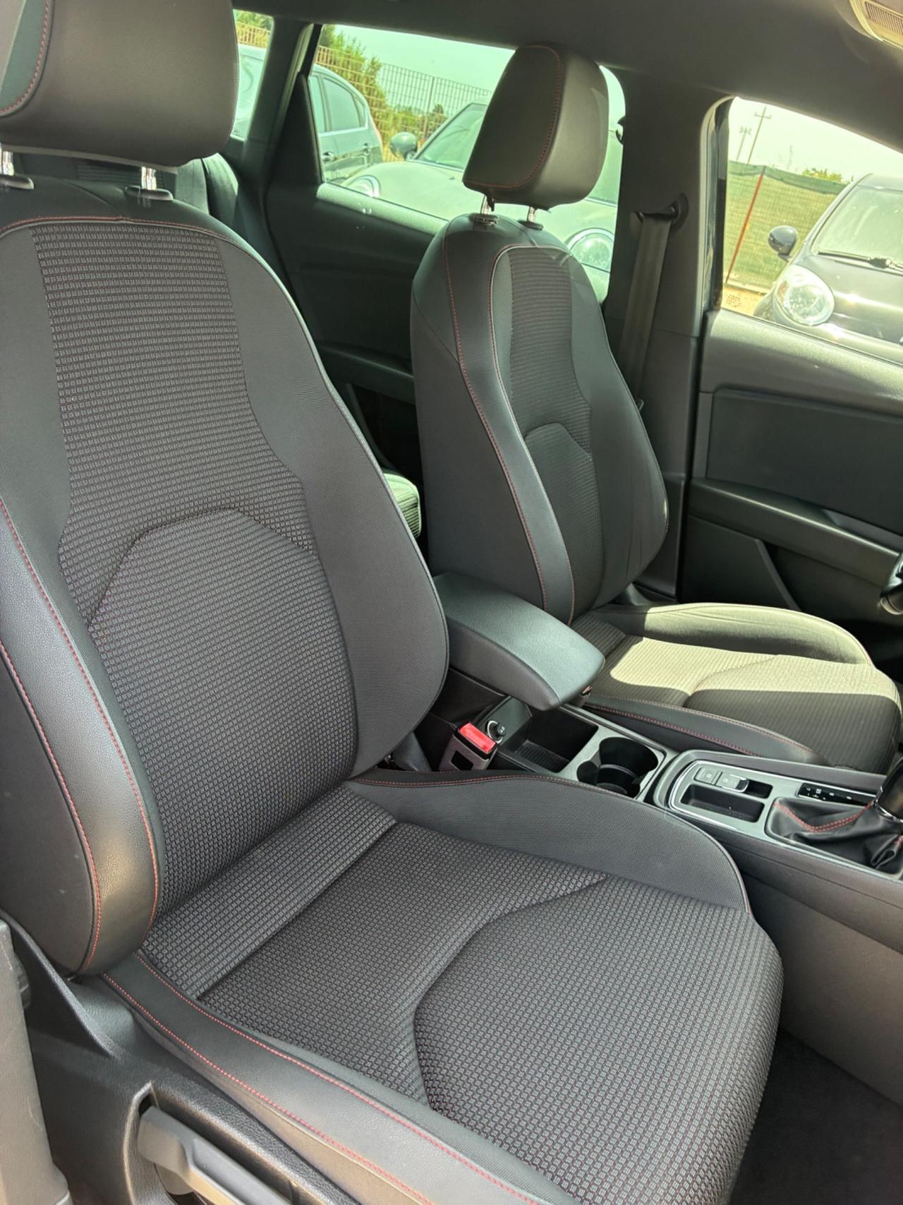Seat Leon 1.6 TDI 115 CV DSG 5p. Business
