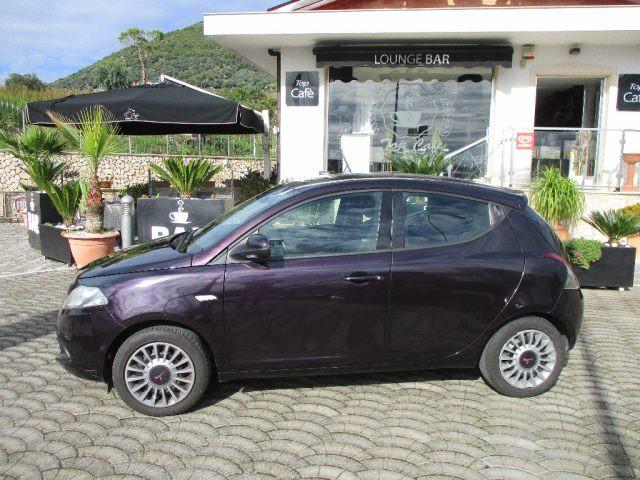 LANCIA Ypsilon 1.2 69 CV 5 porte GPL Ecochic Gold