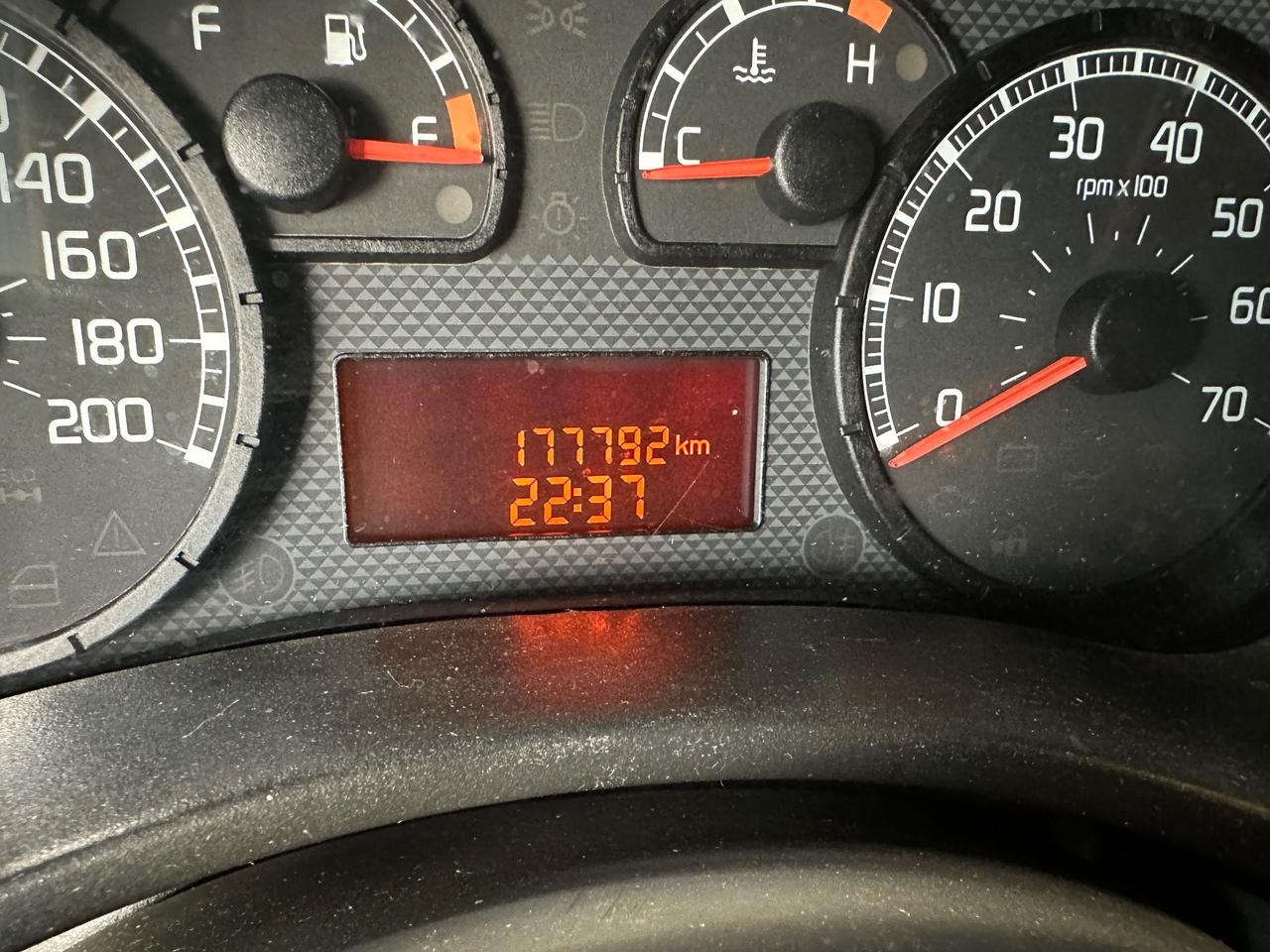 Fiat Panda 1.3diesel 4x4 Cross catena e frizione nuova