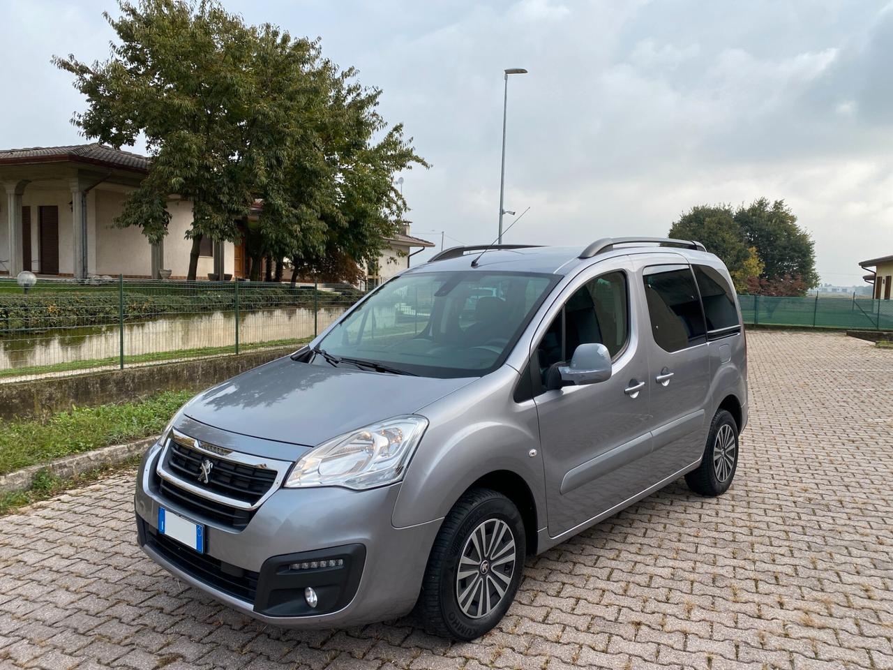 Peugeot Partner Tepee 1.6Hdi Autocarro 5 Posti EURO 6B