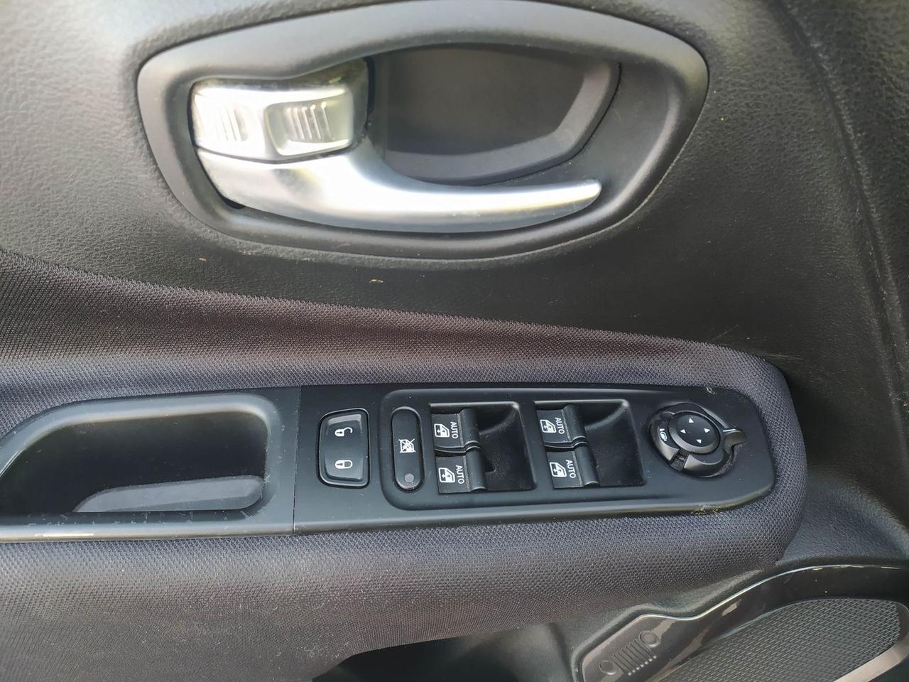 Jeep Renegade Limited 1.3 T-GDI PHEV #8244