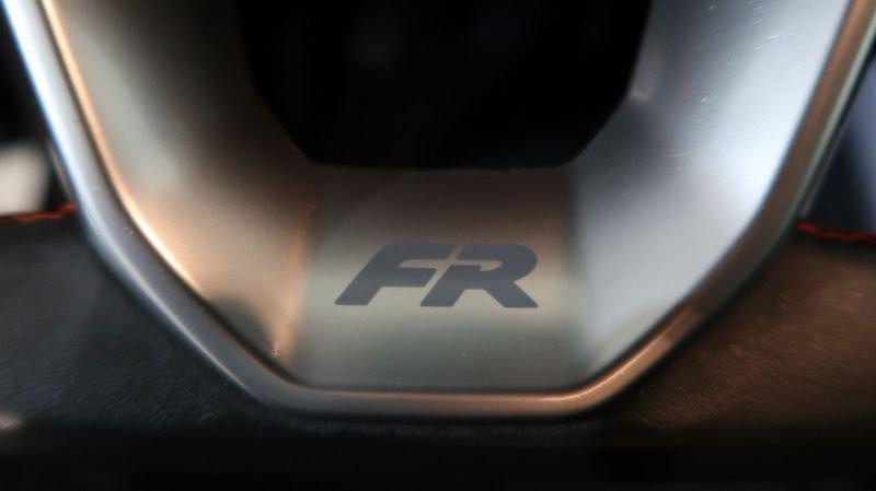 SEAT Arona 1.0 Eco TSI 70kW FR #CARPLAY#SENSORI PARK#