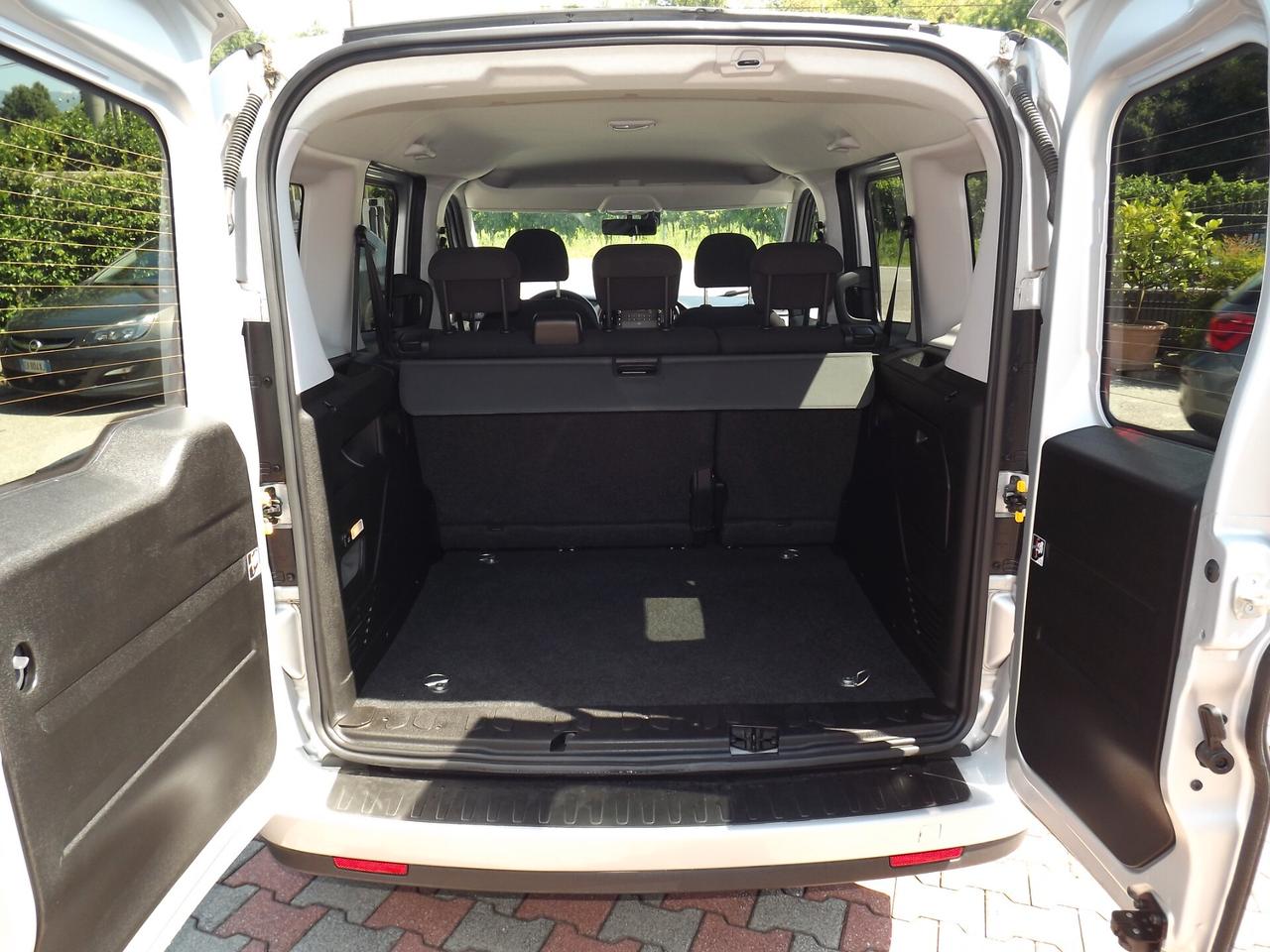 Fiat Doblo Doblò 1.6 MJT 120CV S&S PC-TN Cargo Lounge N1 autocarro 5 posti