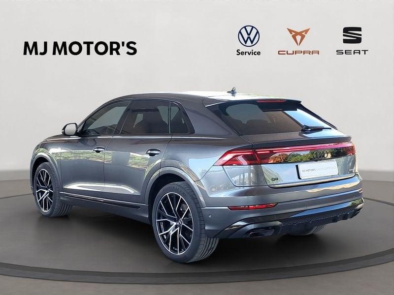 Audi Q8 50 TDI 210kW quattro tip. S Line Edition