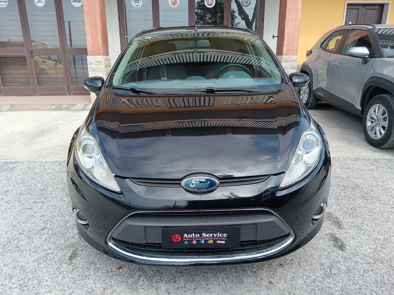 Ford Fiesta 1.4 TDCI 68CV TITANIUM NUOVISSIMA