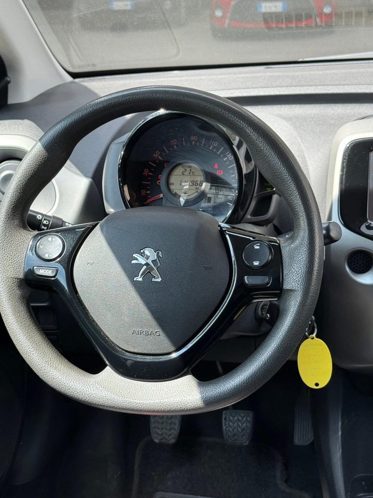Peugeot 108 VTi 1.0 Benzina 68 3 porte Access