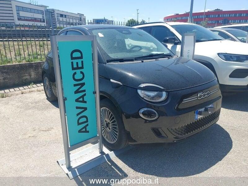 FIAT 500e 500 BEV HATCHBACK M Nuova 500 Hatchback My23 La Nuova 500 - 320 Berlin