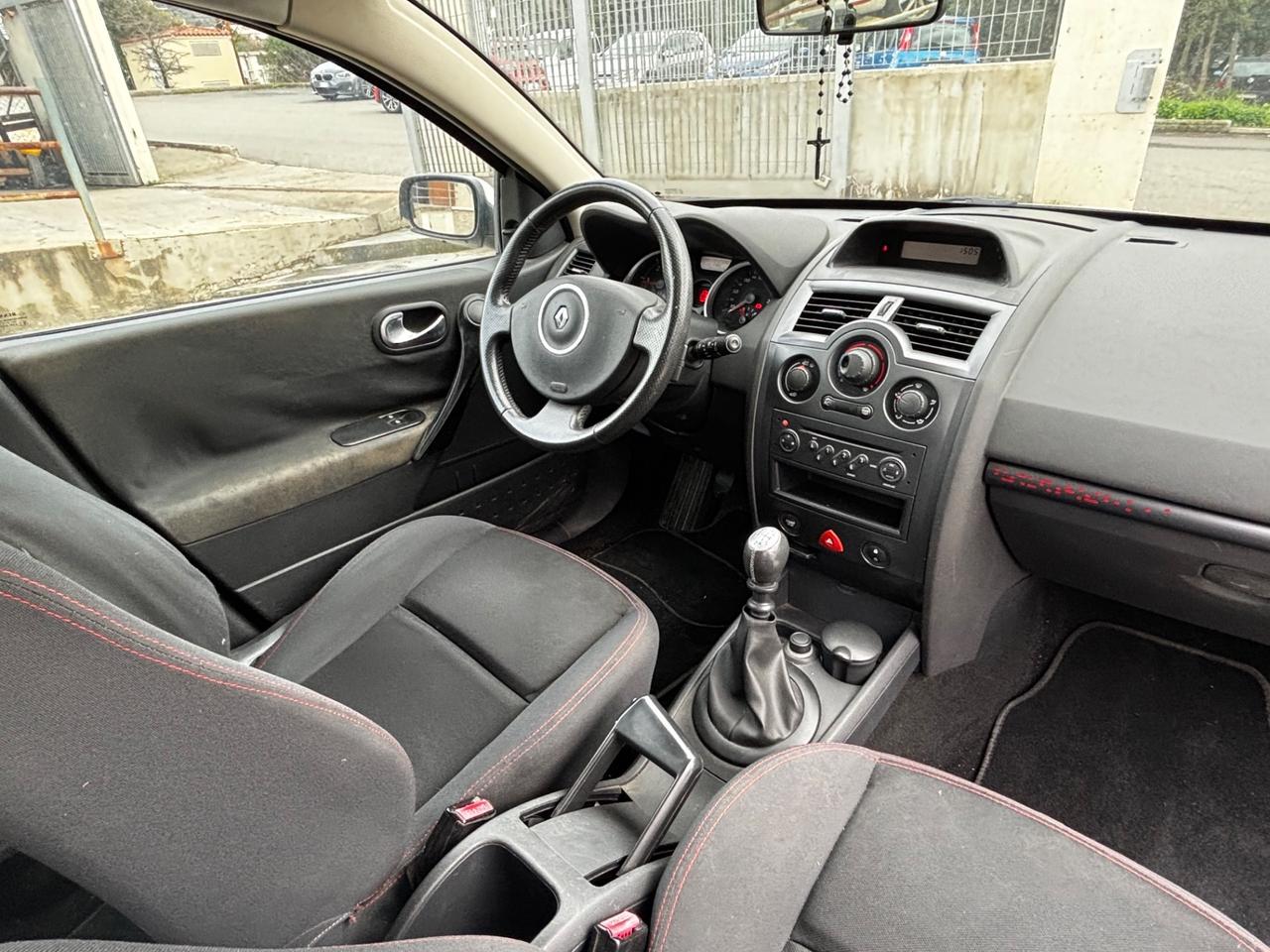 Renault Megane Mégane 1.5 dCi/105CV Grandtour Serie Speciale Extreme