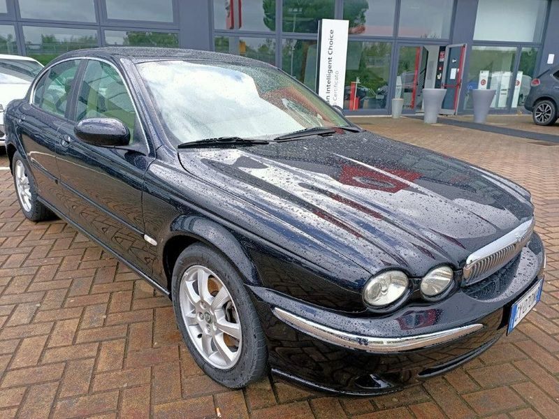 Jaguar X-Type 2.0d Executive E3 2.0 d executive 130 cv