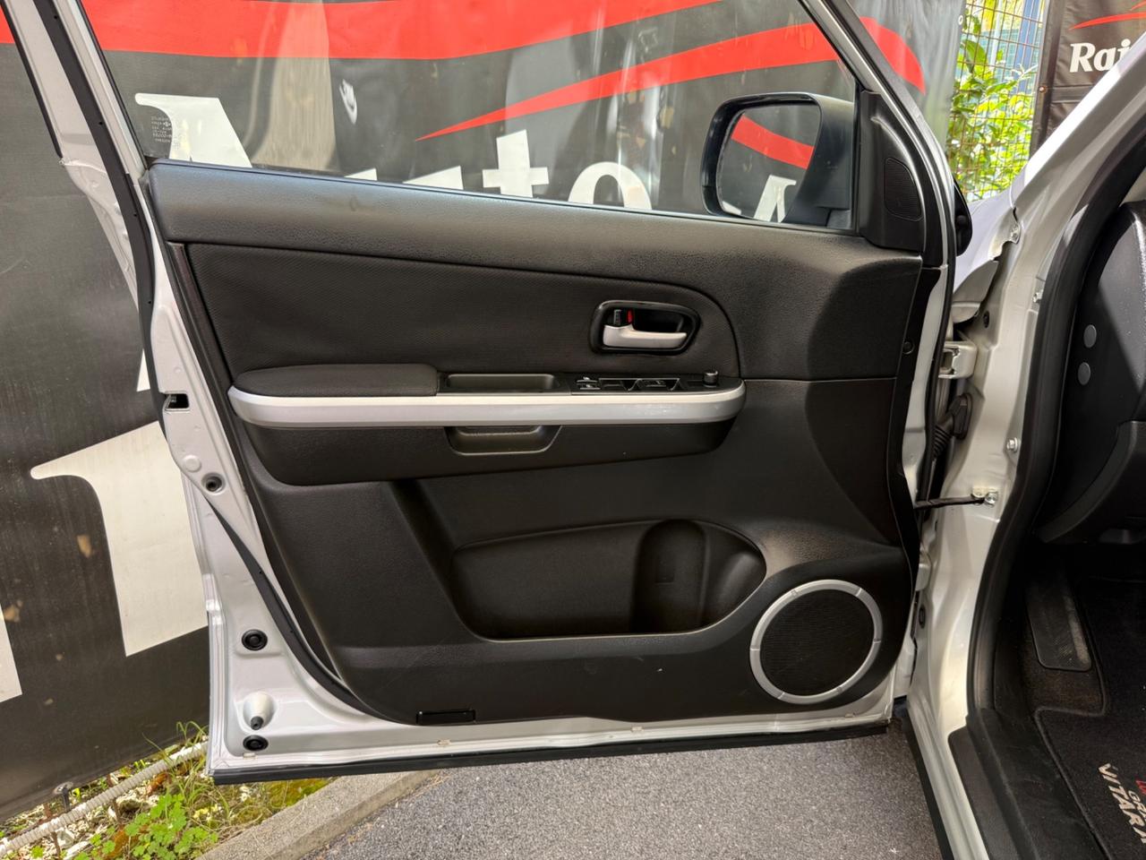 Suzuki Grand Vitara 1.9 DDiS 5 porte