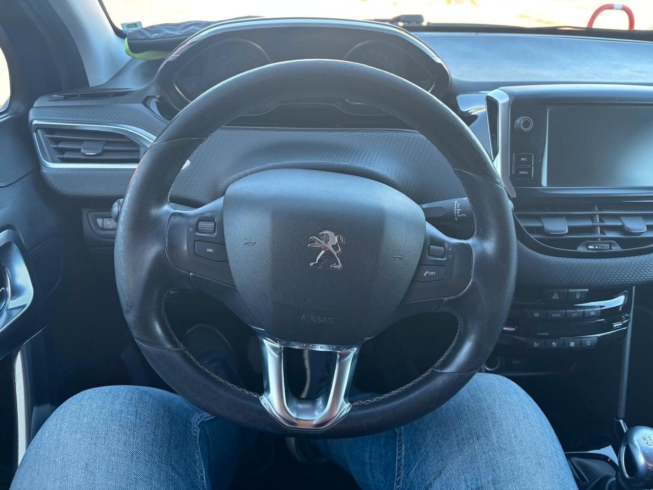 Peugeot 2008 BlueHDi 120 S&S Allure