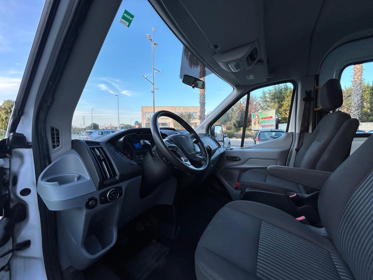 Ford Transit 350 2.0TDCi EcoBlue 130CV 9 posti+pedana disabili