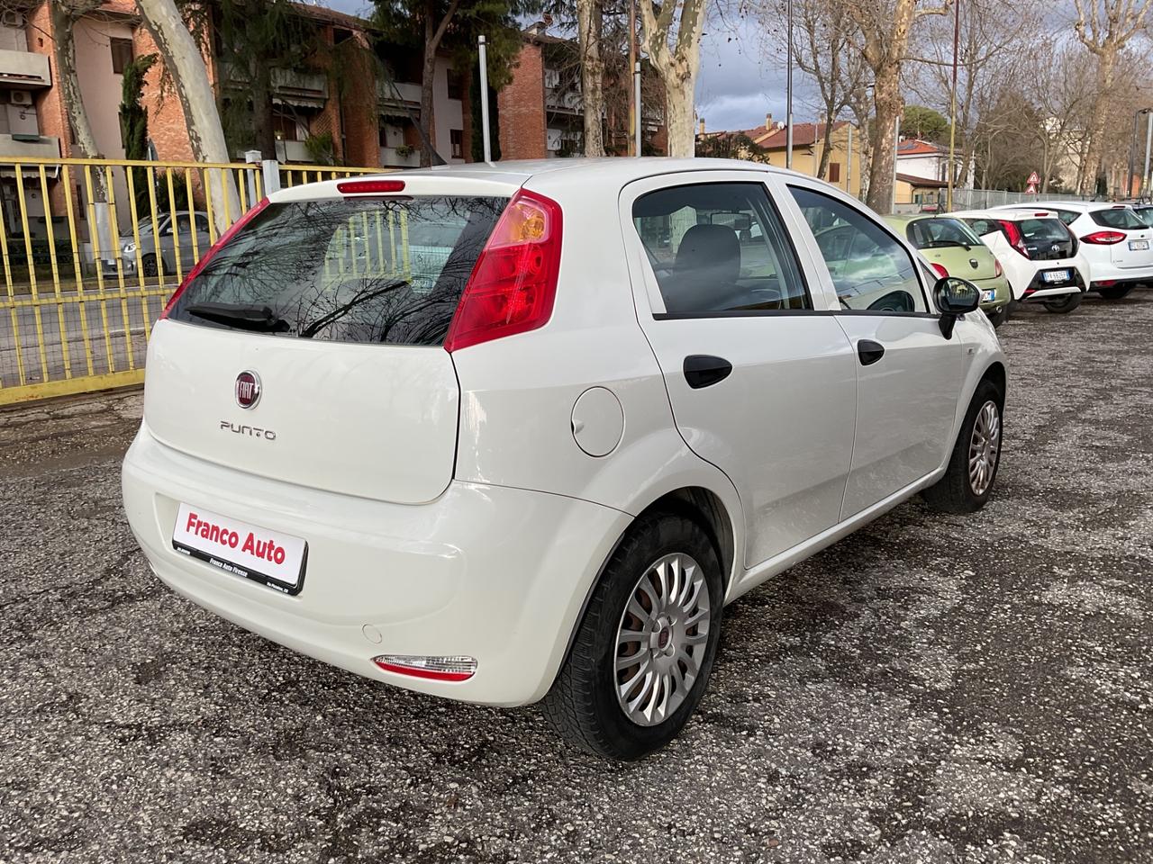 Fiat Punto 1.2 8V 5 porte Lounge OK NEOPATENTATI