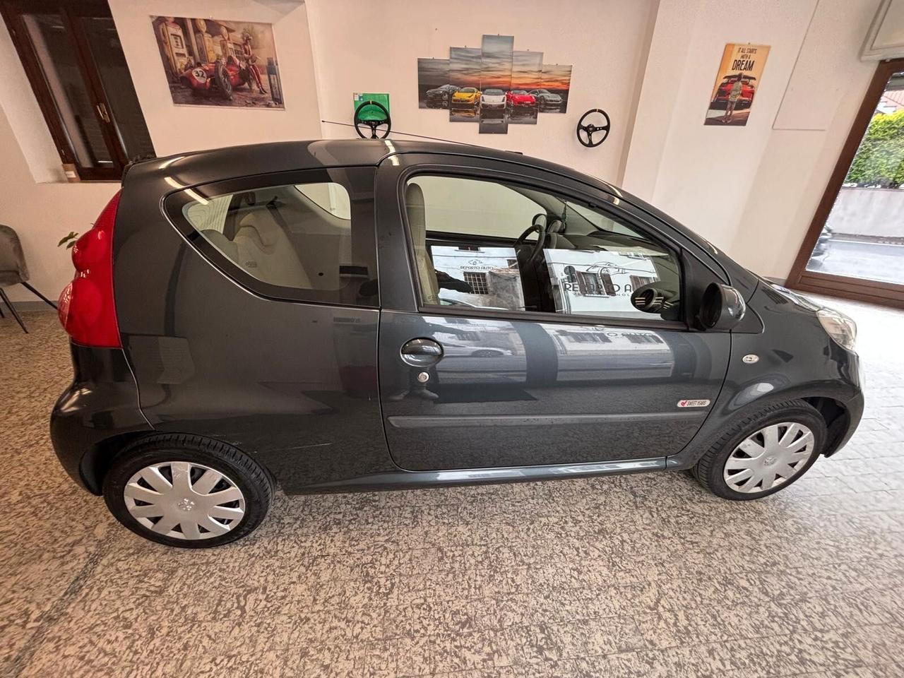 Peugeot 107 1.0 68CV 3p. Sweet Years