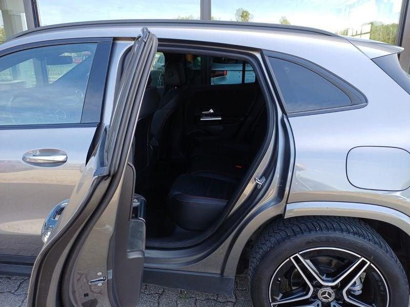 Mercedes-Benz GLA GLA 200 d AMG Line Advanced Plus NIGHT-PACK