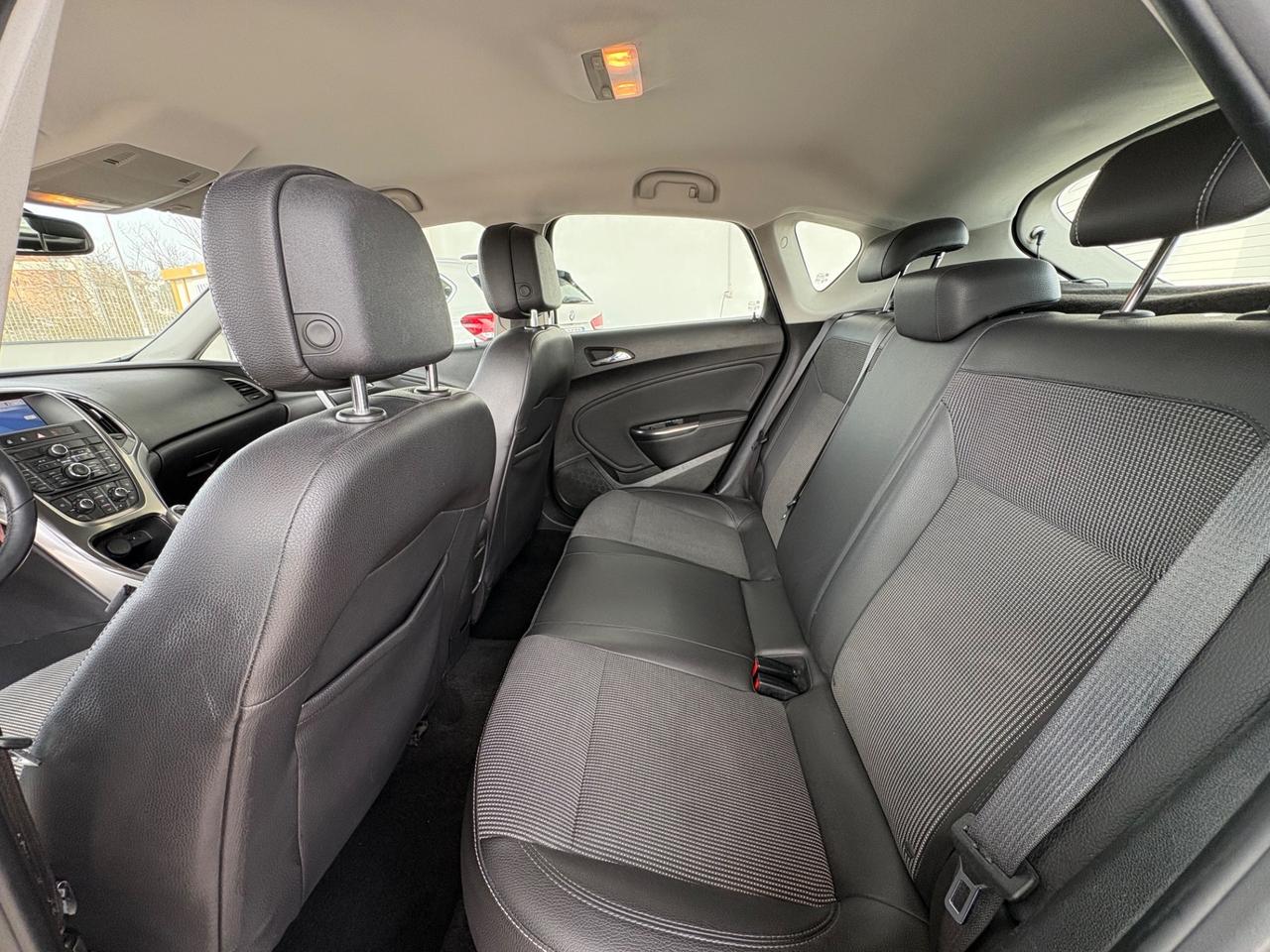 Opel Astra 1.7 CDTI 110CV 5 porte Cosmo