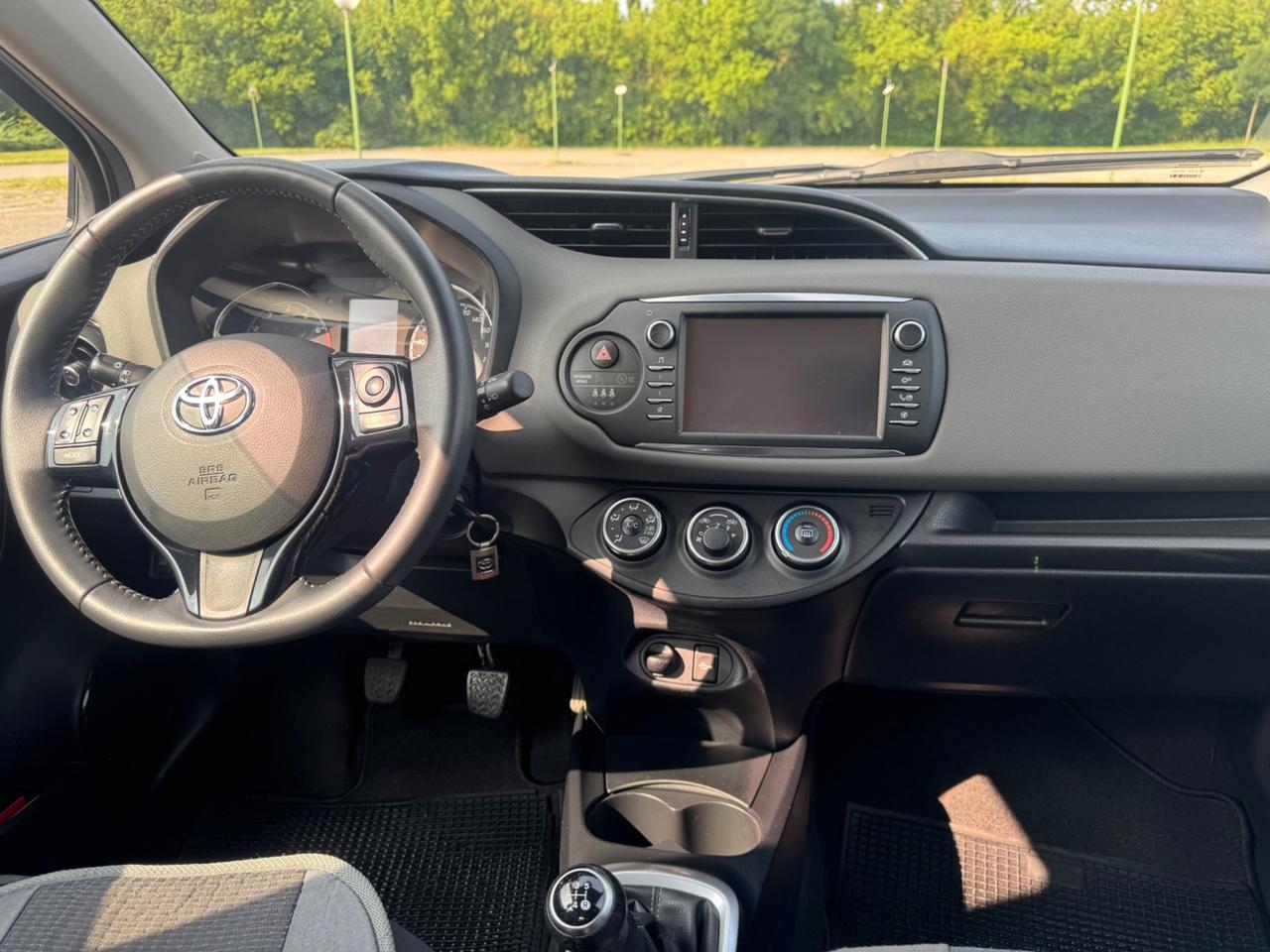 Toyota Yaris 1.0 5 porte Lounge