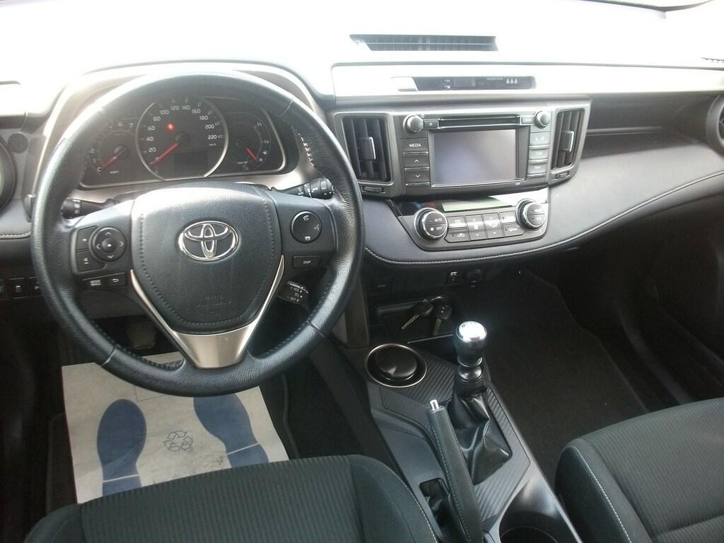 Toyota RAV4 5 Porte 2.2 D-4D Style 4WD MT