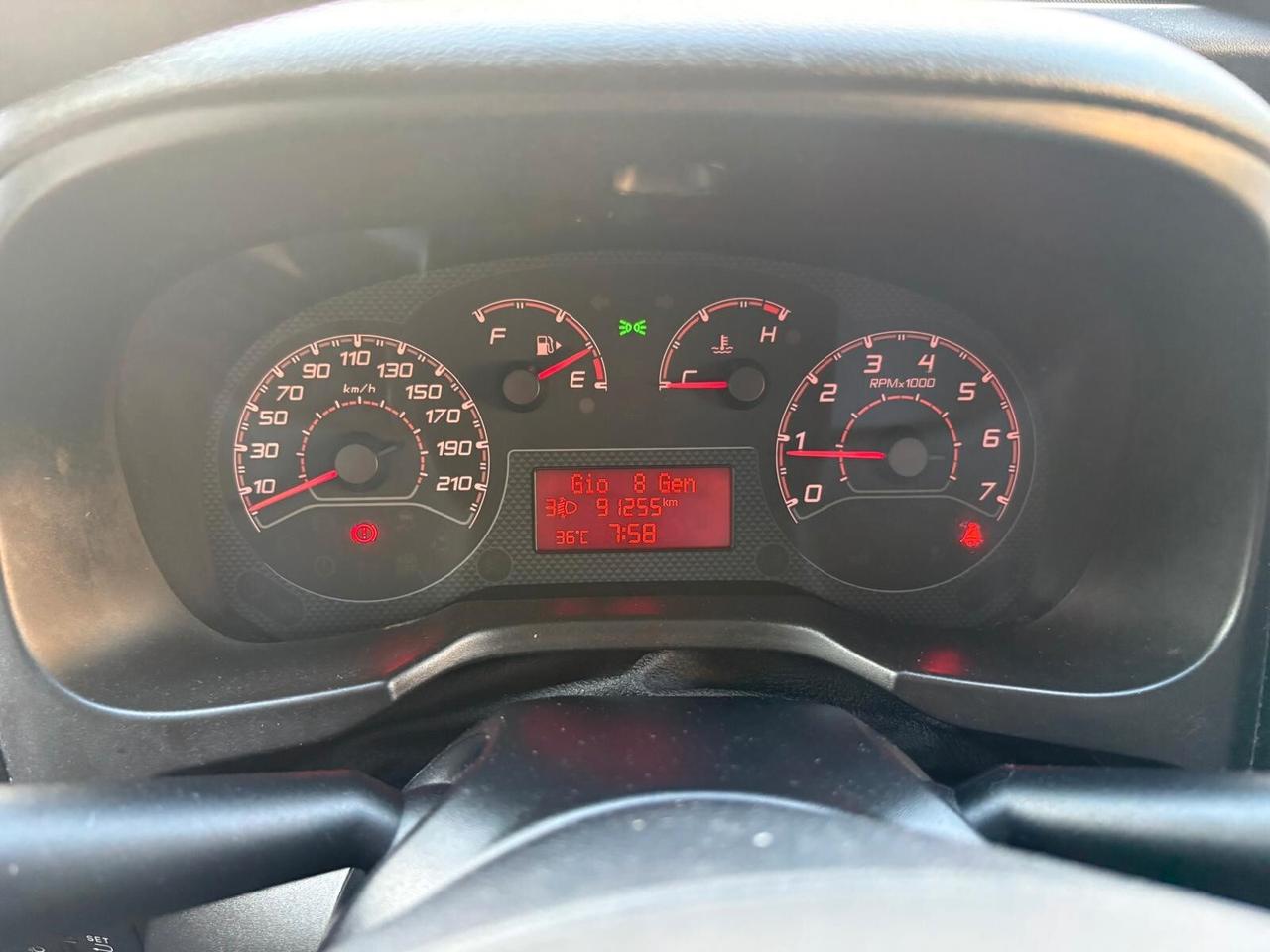 Fiat Fiorino 1.3 MJT 95CV Combinato Adventure