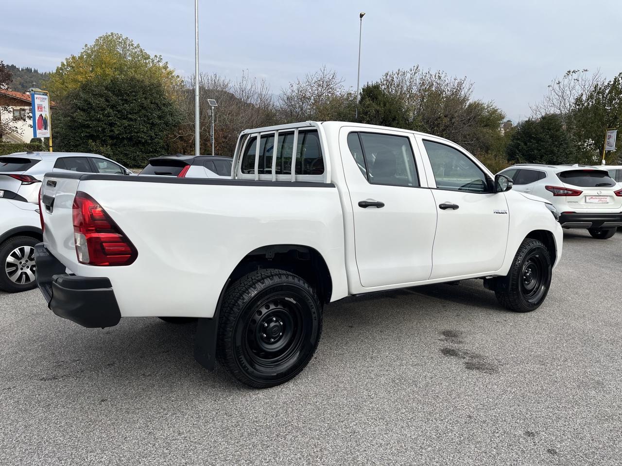 TOYOTA HILUX 2.4 D-4D DOPPIA CAB. 4WD 150 CV 6M