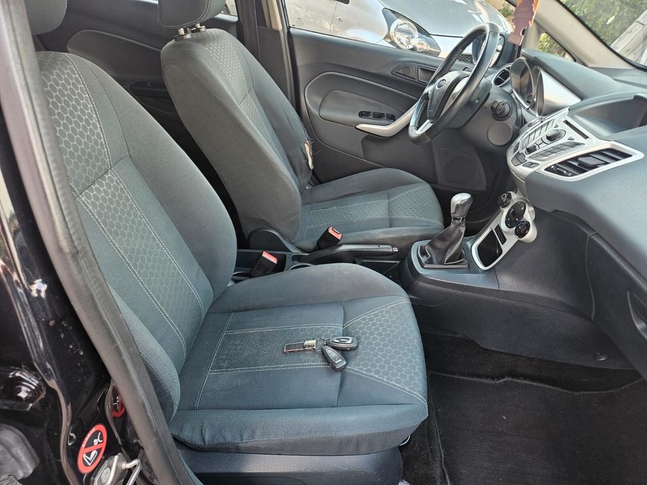 Ford Fiesta 1.2 Titanium 2010