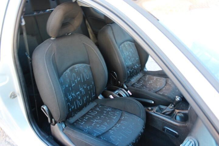 Peugeot 206 1.6 HDi Sweet Years 8 gomme invernali\termiche su cerchio clima unica proprietaria distribuzione ok