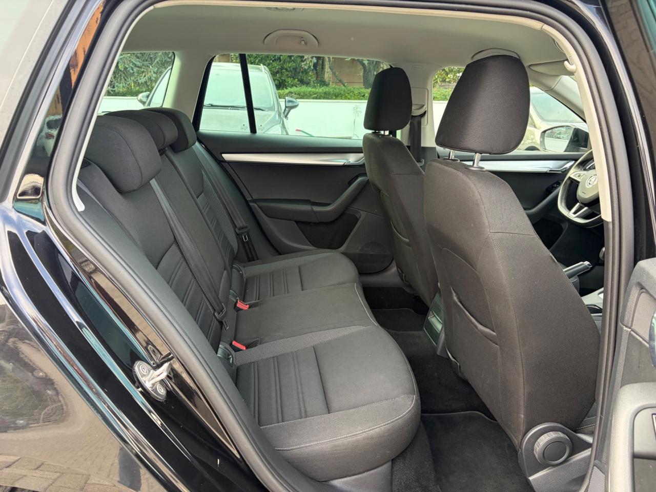 Skoda Octavia 1.6 TDI CR 115 CV Wagon Executive