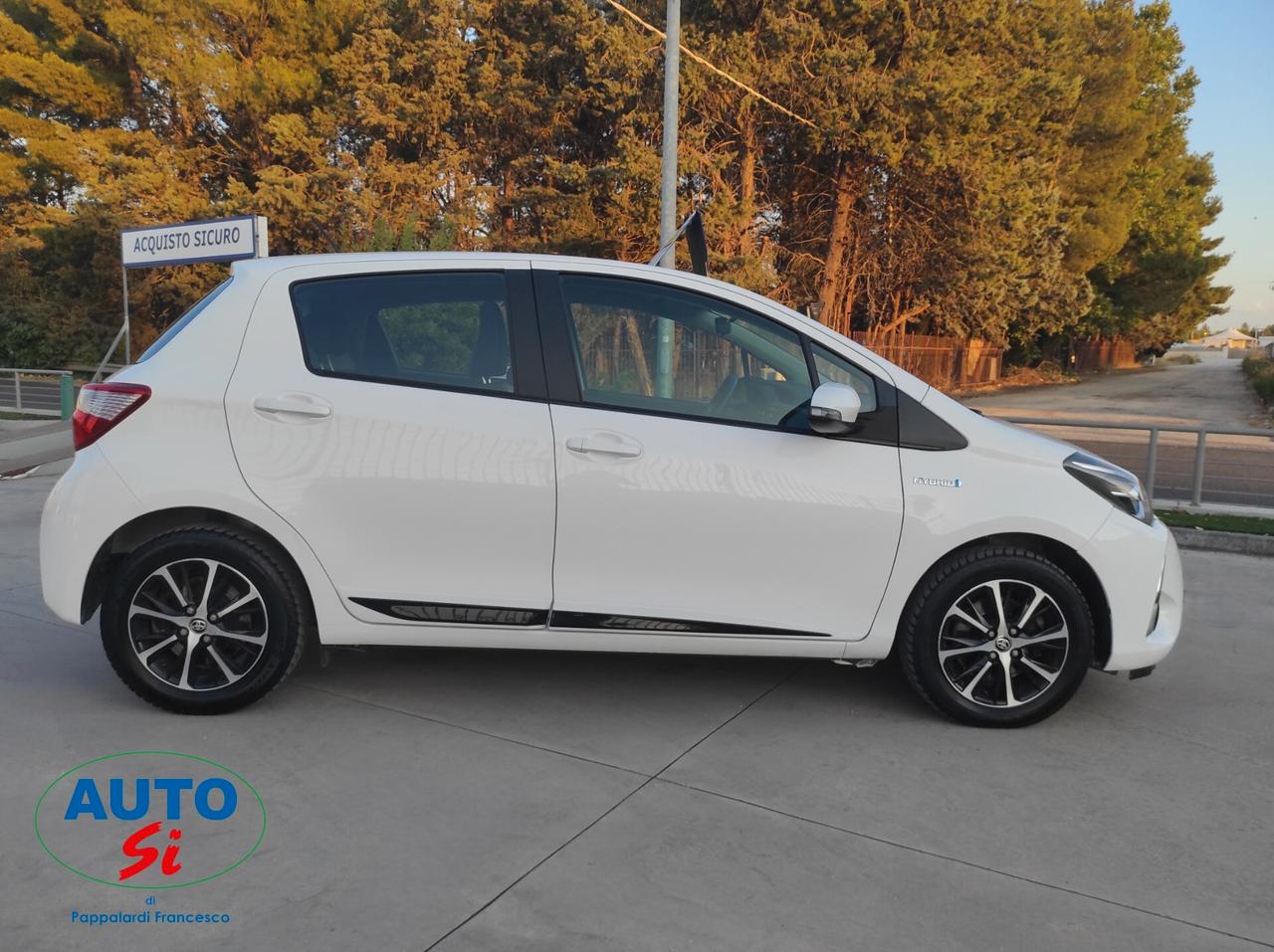 Toyota Yaris 1.5 Ibrida - 73cv CAMBIO AUTOMATICO
