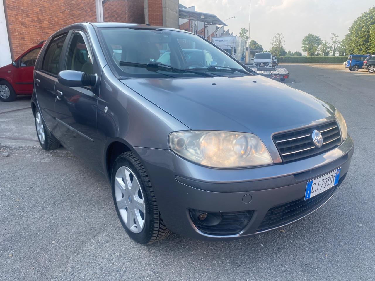 Fiat Punto 1.2i cat 5 porte ELX