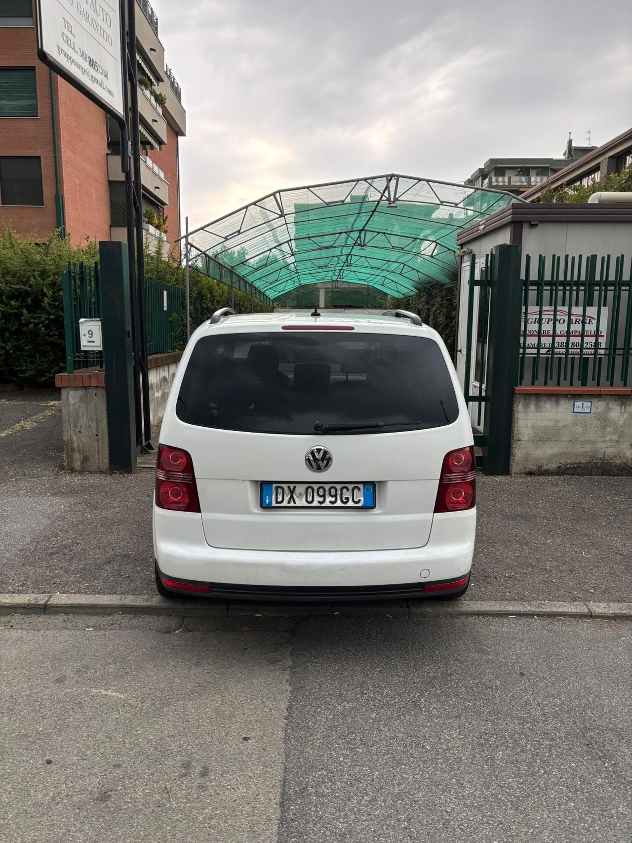 Volkswagen Touran 1.6 Trendline Bifuel G