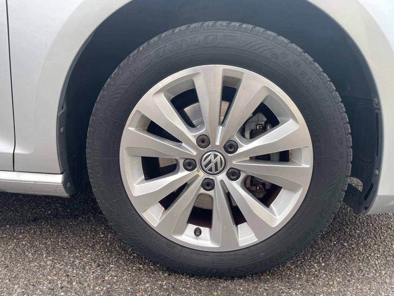 Volkswagen Golf 1.6 TDI 110 CV*Automatik*Neopatentati*