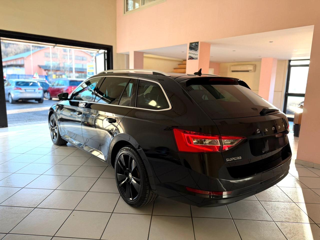 Skoda Superb 2.0 TDI EVO 150 CV SCR DSG Wagon Executive