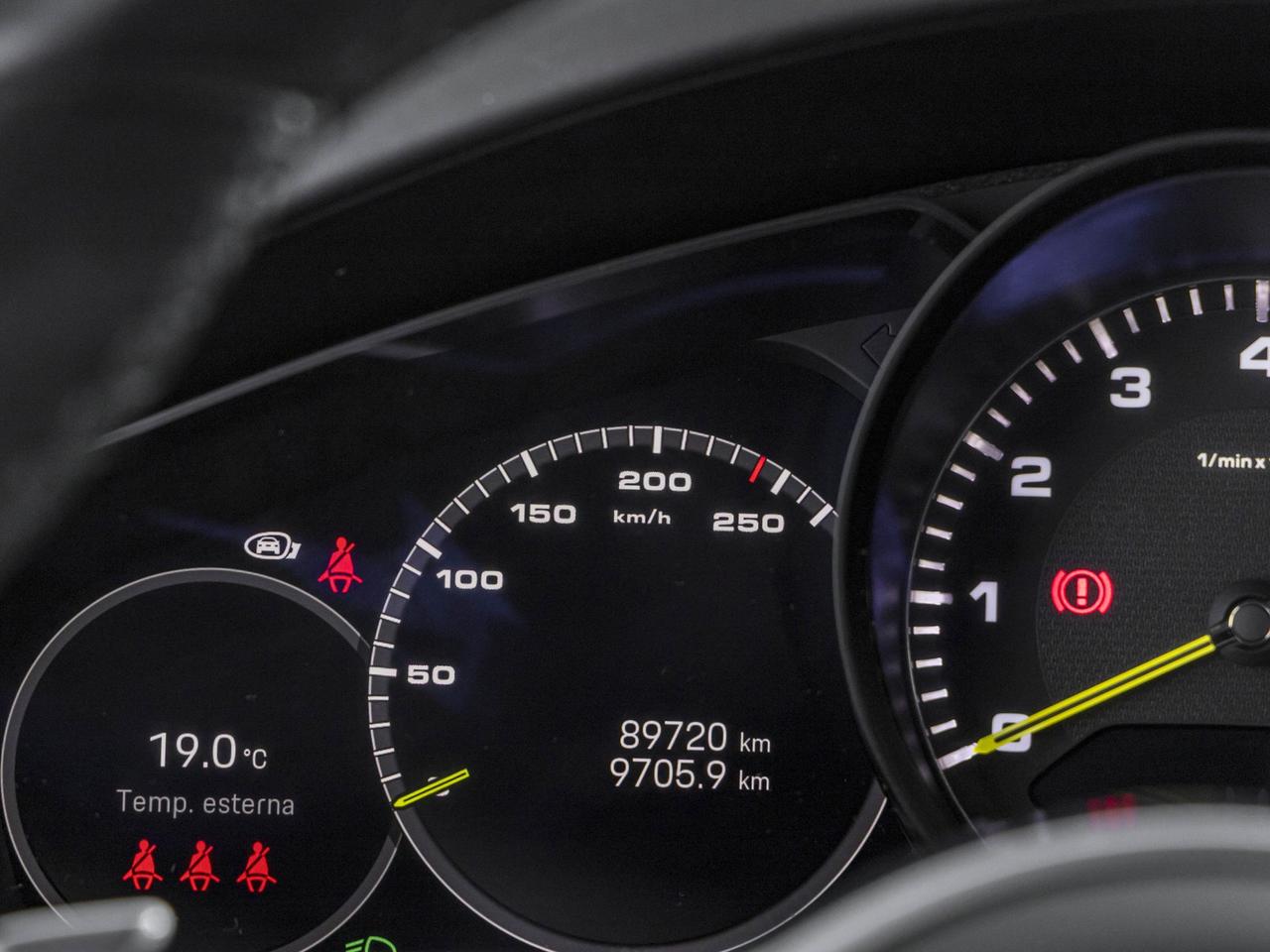 Porsche Cayenne 3.0 e-hybrid platinum edition tiptronic