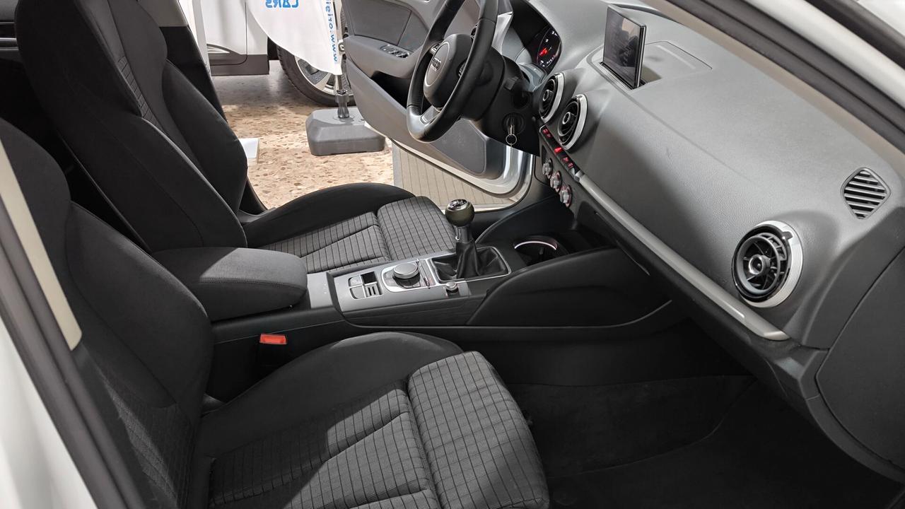 Audi A3 SPB 1.6 TDI clean diesel Business 5P