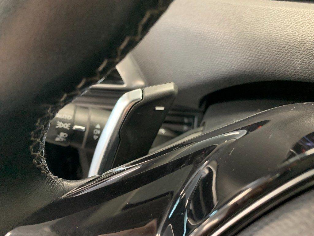 Peugeot 3008 EAT8 Allure Pack Automatico 1.5 BlueHDi