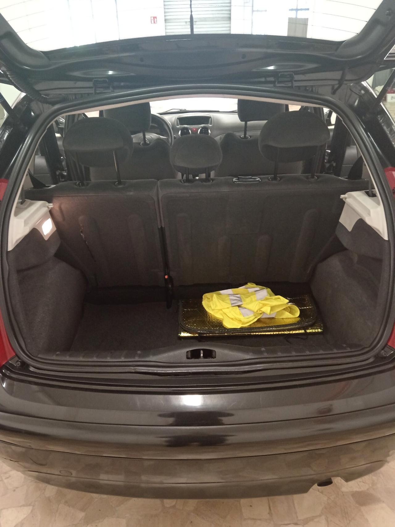 Citroen C3 1.4 HDi 70CV airdream Gold by Pinko