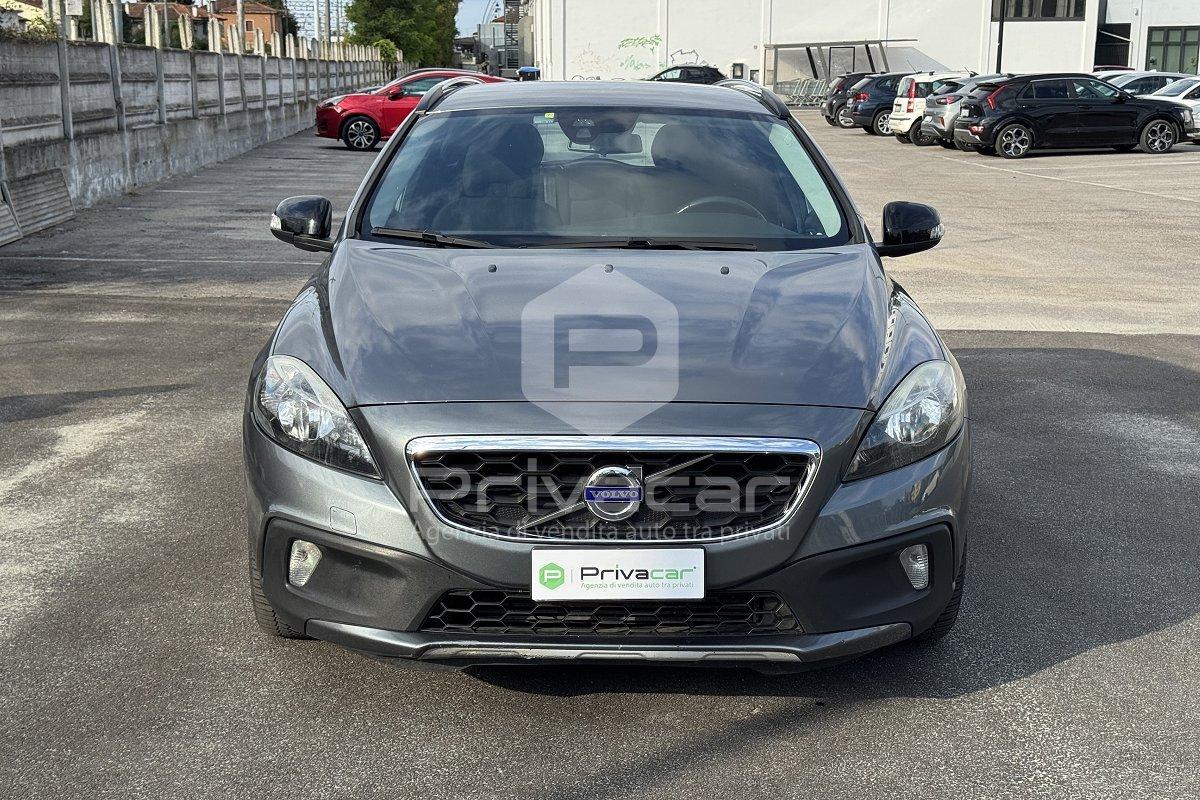 VOLVO V40 Cross Country D2 Geartronic Momentum