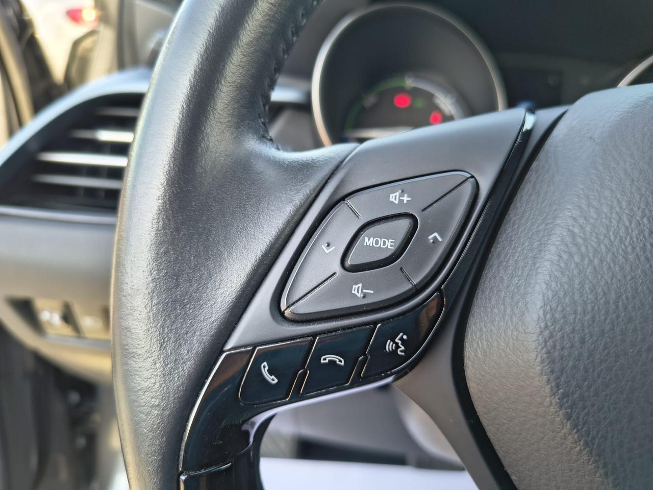 Toyota C-HR 2.0 Hybrid E-CVT Morebusiness