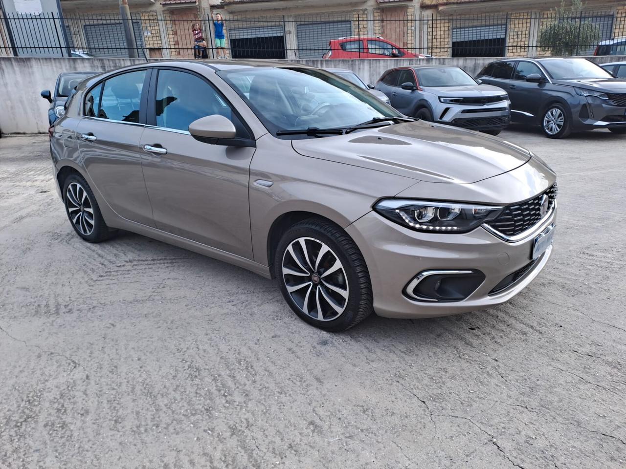 Fiat Tipo 1.6 Mjt S&S 5 porte Easy Business