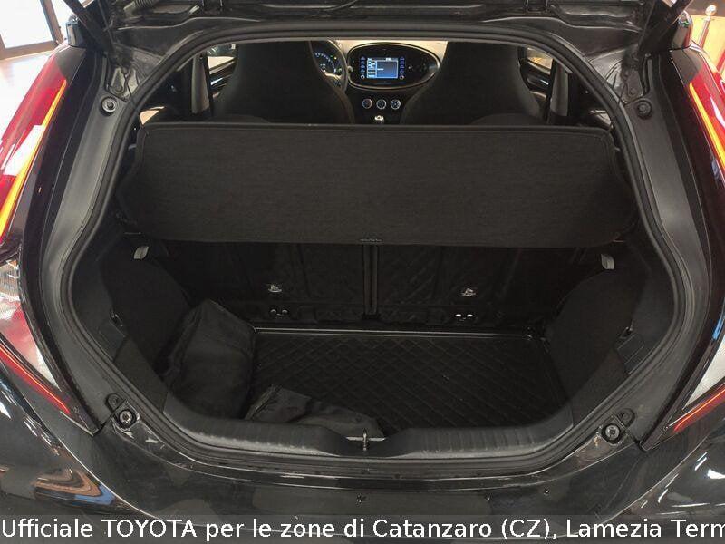 Toyota Aygo X 1.0B (72 CV) Active
