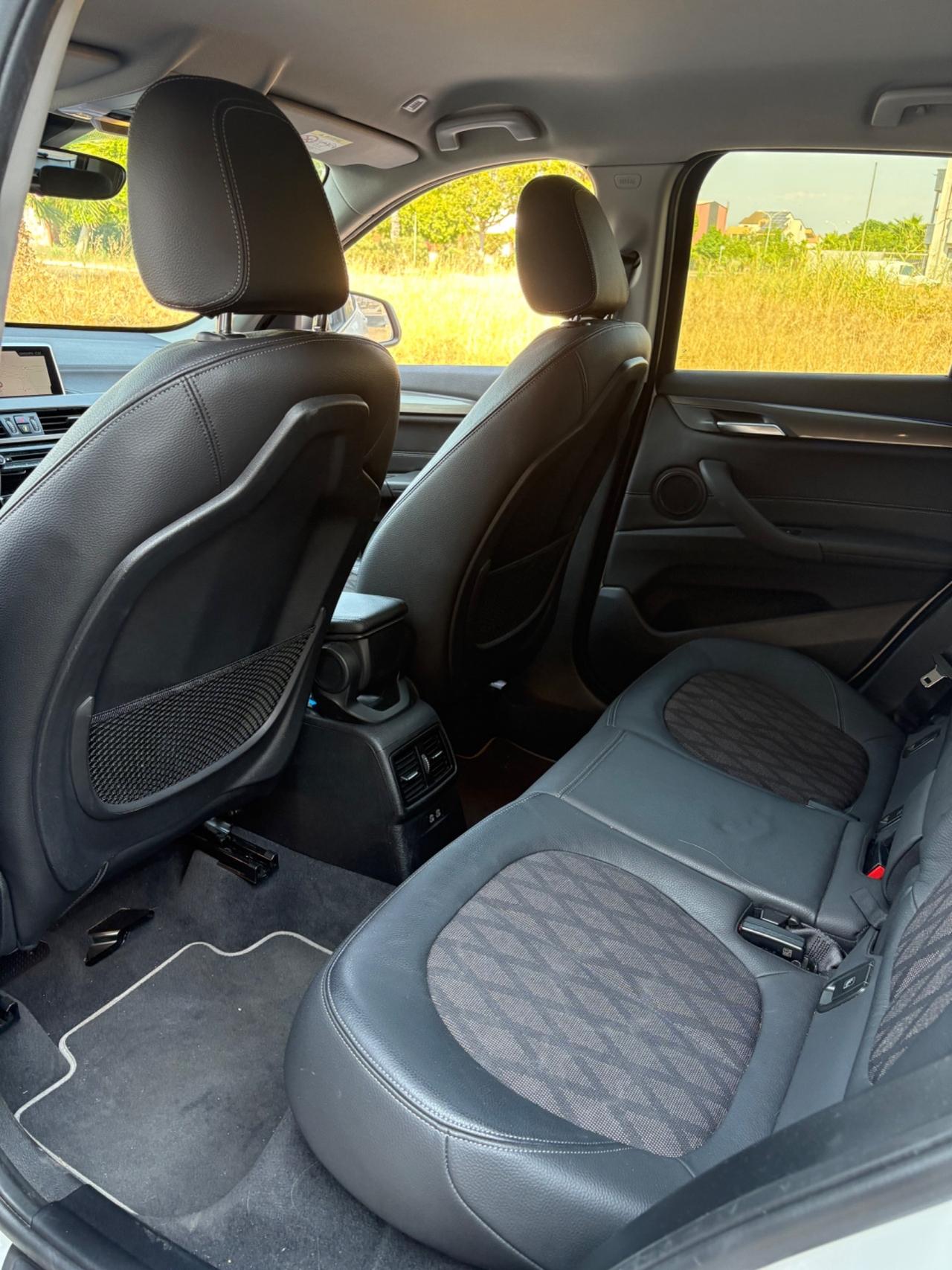 Bmw X1 sDrive18d xLine